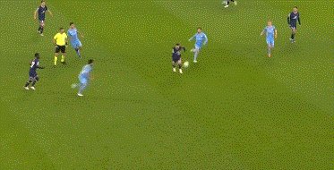 1637787104143039055.gif 开云-【欧冠】梅西造姆巴佩进球 曼城逆转巴黎双双出线