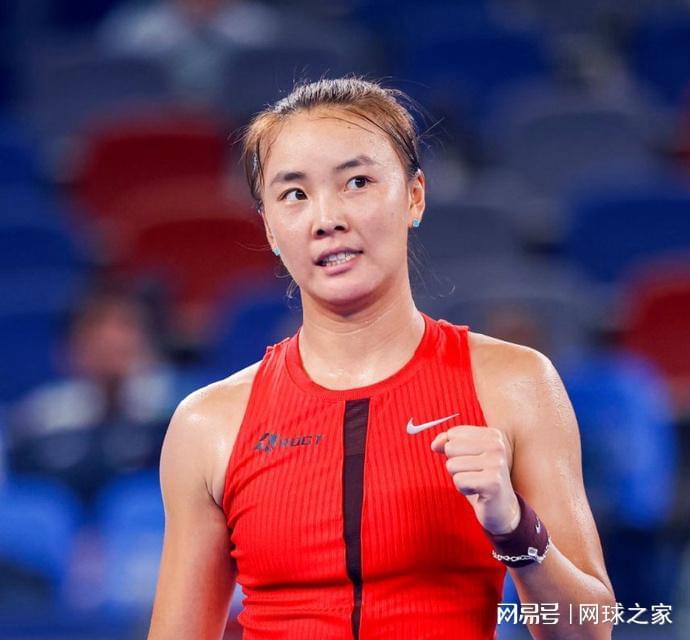 开云入口-阿昺张帅袁悦初五组团赢球，阿卡暴扫菲斯，小白菜完败丢冠