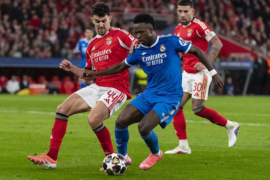 开云在线-体坛联播|中国队今日再冲两金,短道速滑追平历届最差成绩